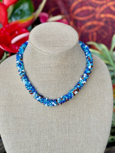 Pop-Up Mākeke - Akalei Designs - Blue, Topaz and White Dragon Scales Necklace Lei - Front View Close Up