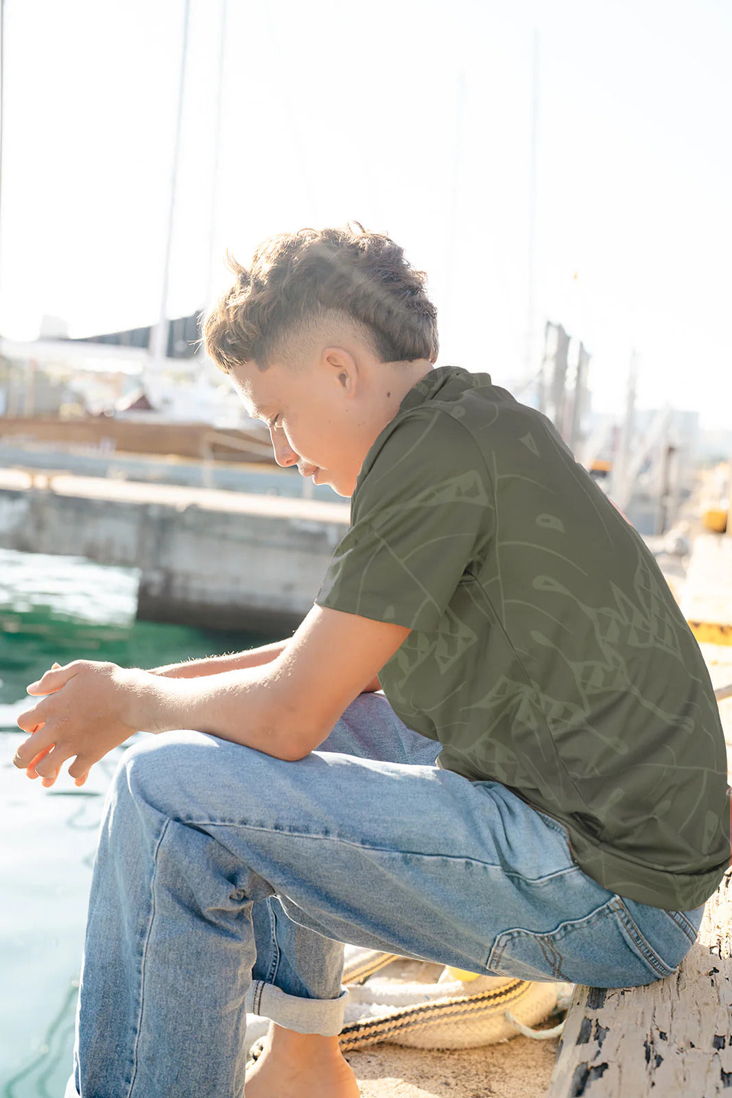 Pop-Up Mākeke - Aloha Modern - 'Ulu Mesh Polo Shirt - Olive - In Use