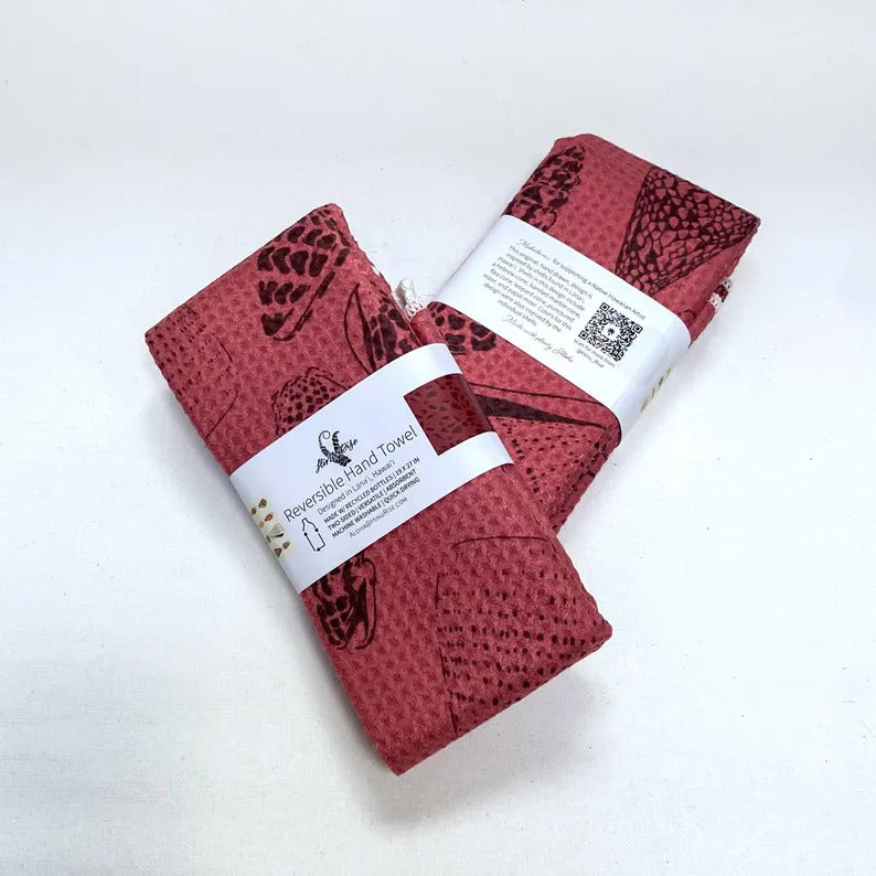 Pop-Up Mākeke - Hinu Rise - Reversible Hand Towel - Tossed Shells - Front View