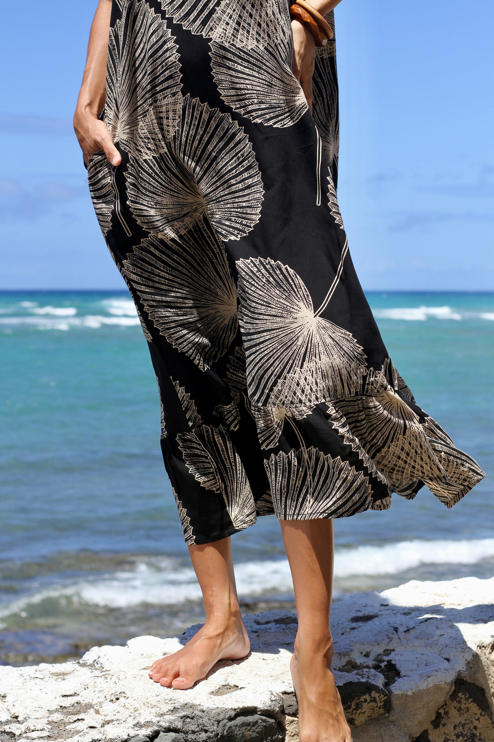 Pop-Up Mākeke - Lotus & Lime - Palama Suki Maxi Dress - Black & Tan - Close Up
