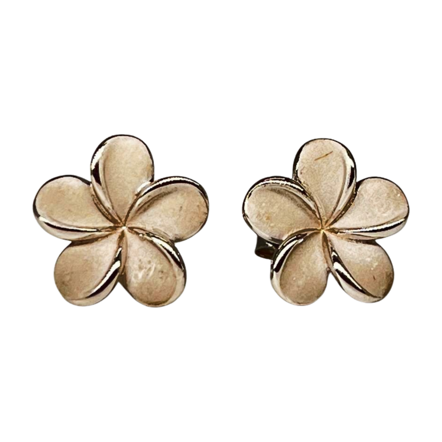 Pop-Up Mākeke - Te Hotu Mana Creations - Plumeria Flower Sterling Silver Stud Earrings - Front View