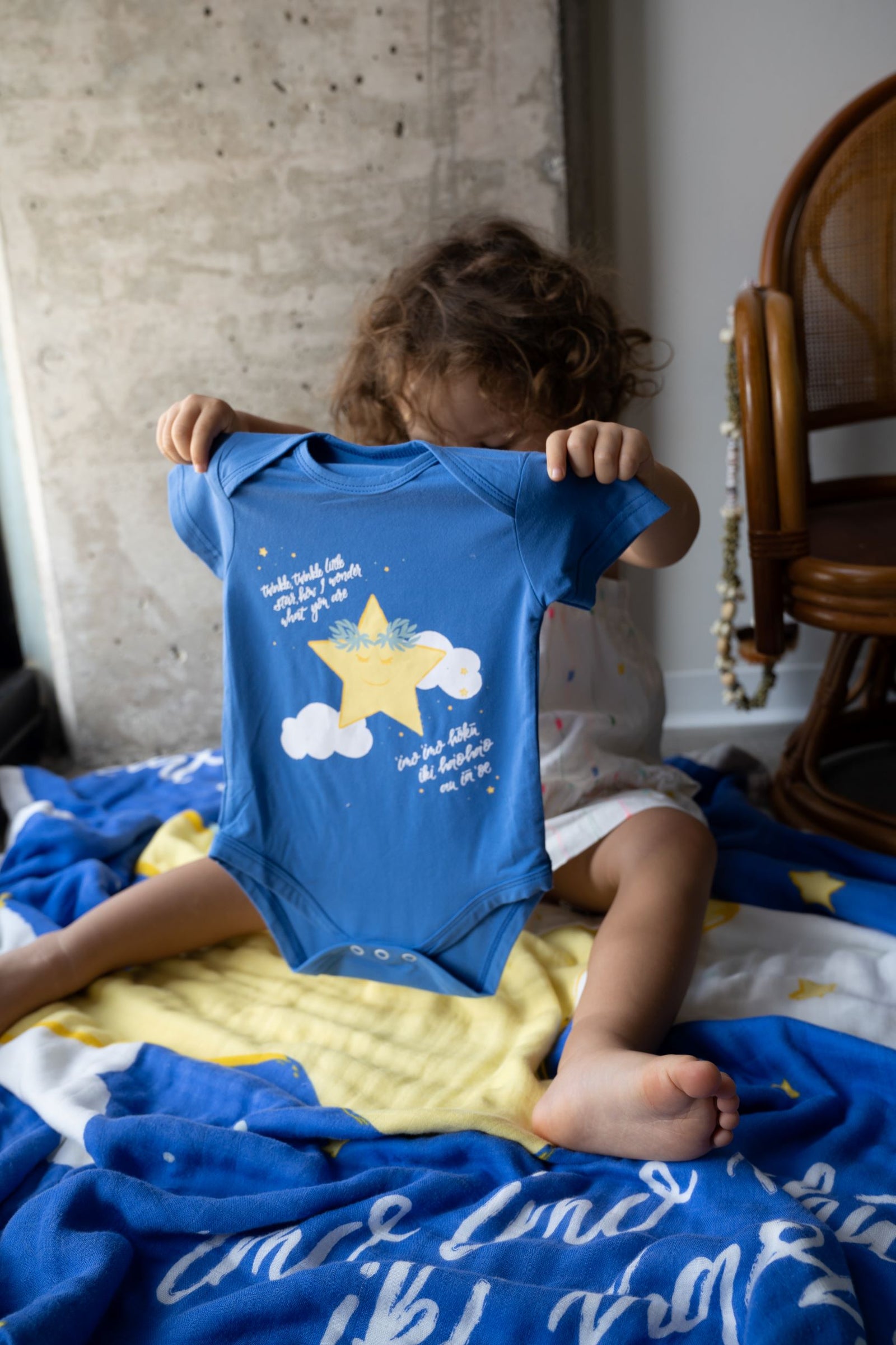 Pop-Up Mākeke - Haku Collective - Twinkle, Twinkle Little Hōkū Baby Onesie 6-12M