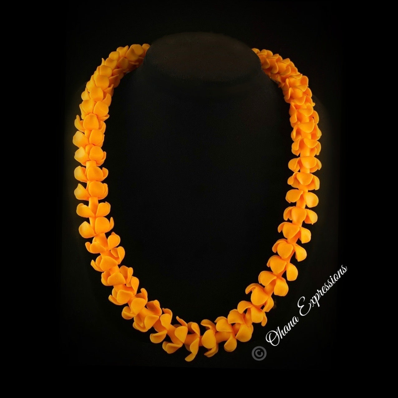 Pop-Up Mākeke - Ohana Expressions - 3rd Day Puakenikeni Lei - 25" - Orange - Front View