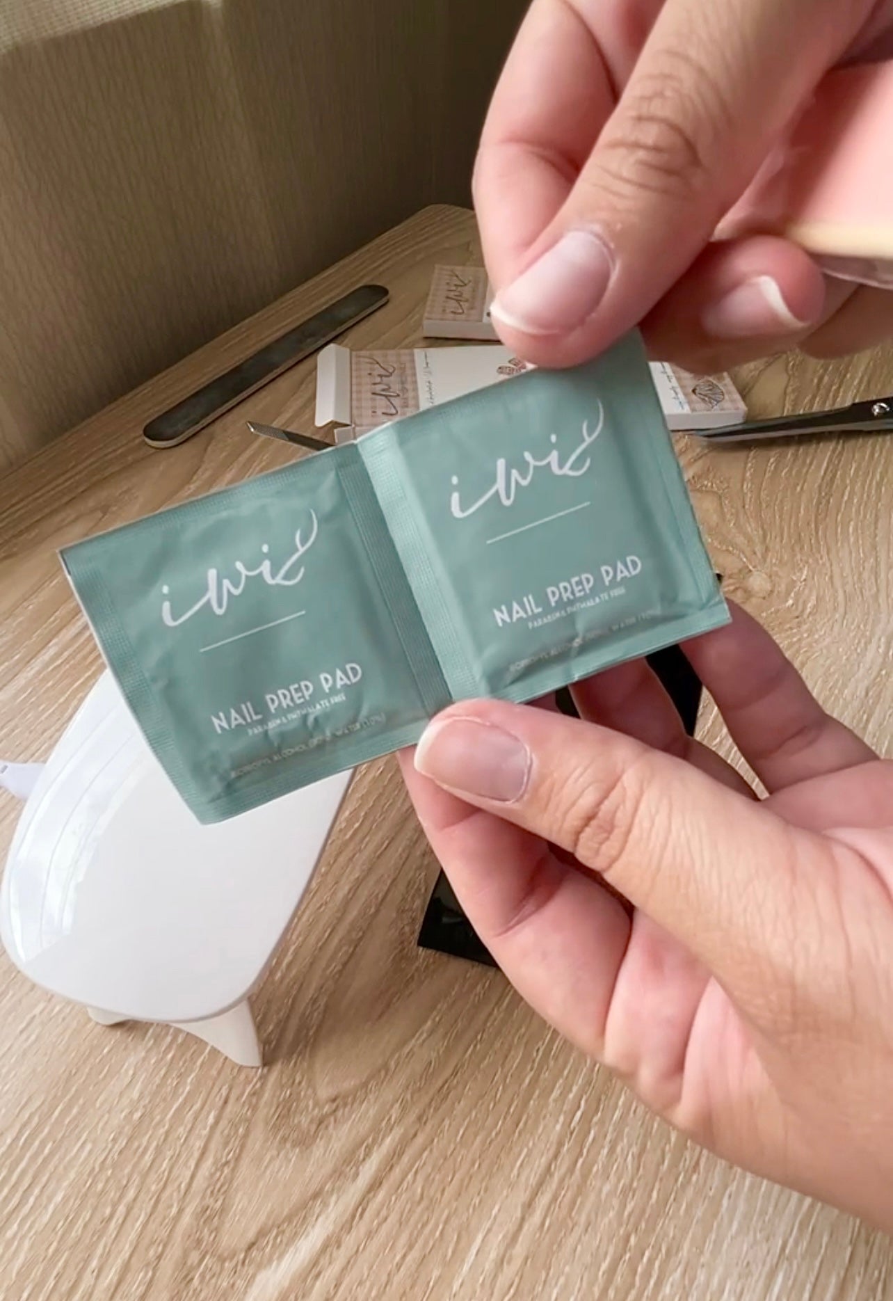 Pop-Up Mākeke - Iwi Nails - Gel Nail Strips - Palaka (Pastel Guava) - Nail Prep Pad