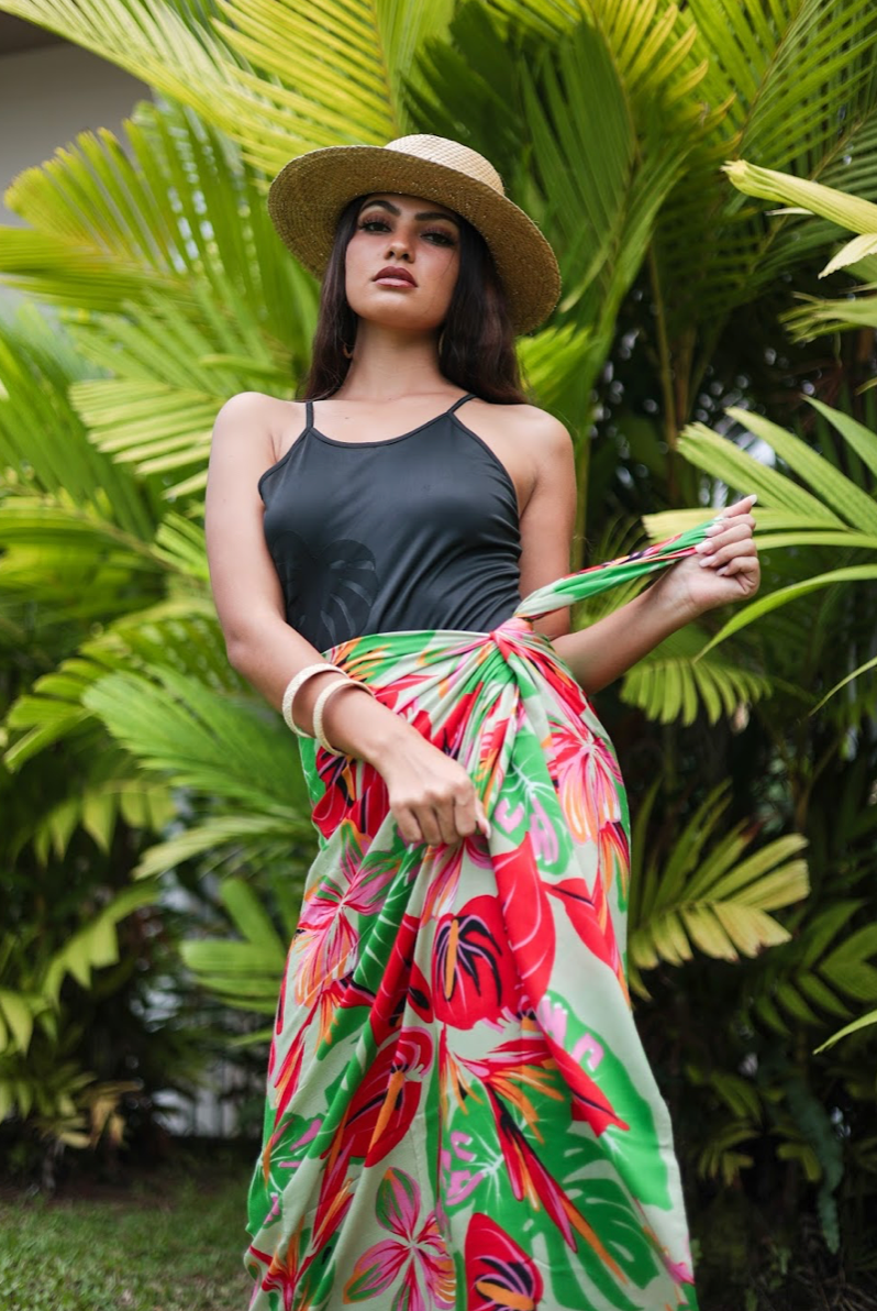 Pop-Up Mākeke - Lexbreezy Hawaii - Tropical Pareo