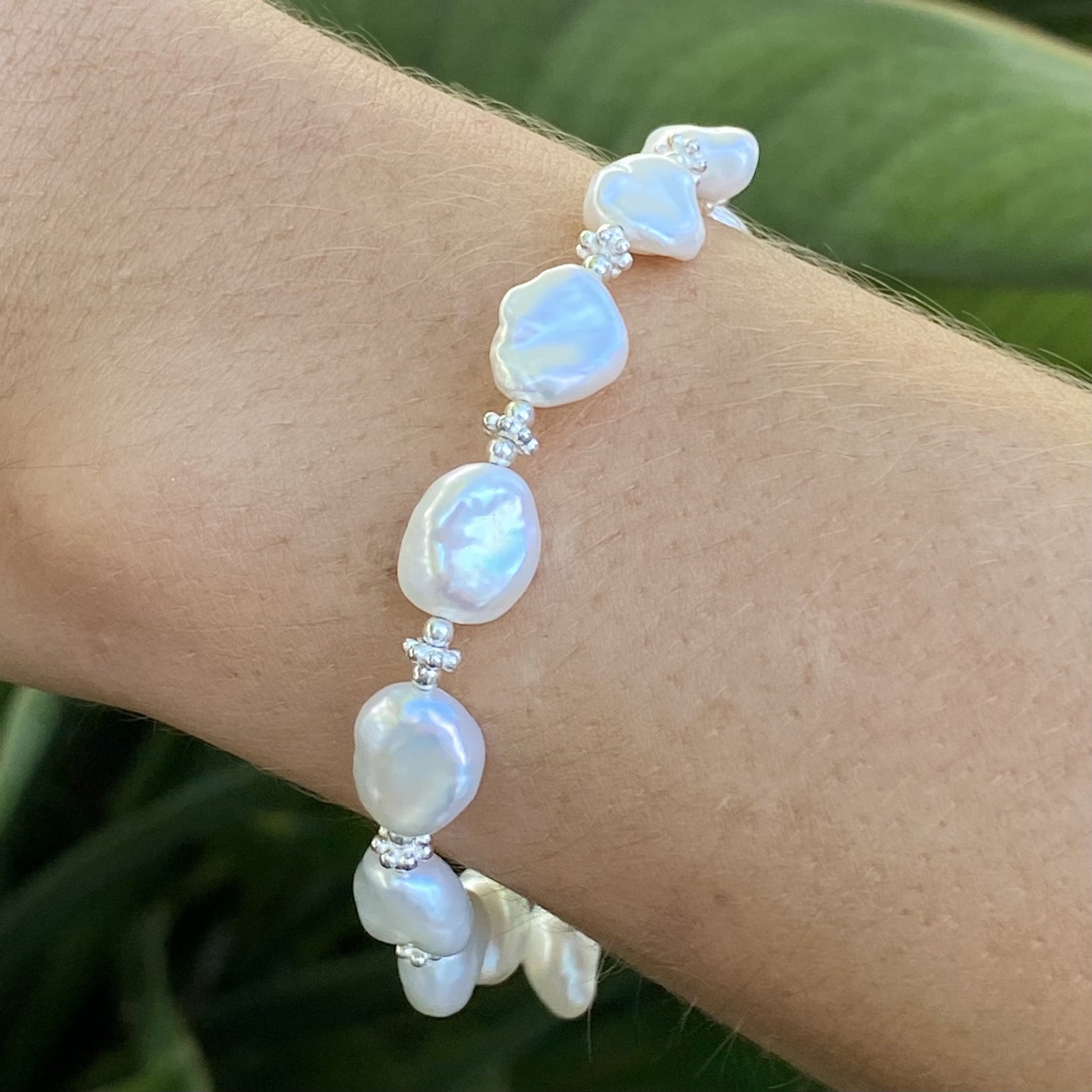 Pop-Up Mākeke - Stacey Lee Designs - Reina Keshi Pearl Bracelet - In Use