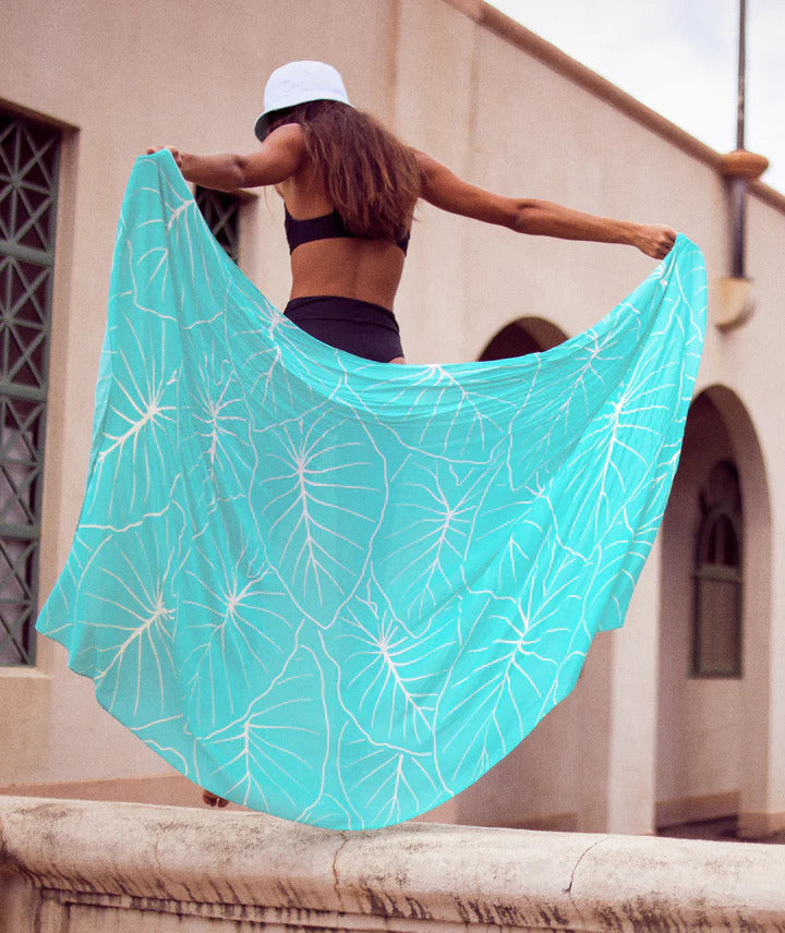 Pop-Up Mākeke - Tag Aloha - Kalo Pareo in Teal - In Use