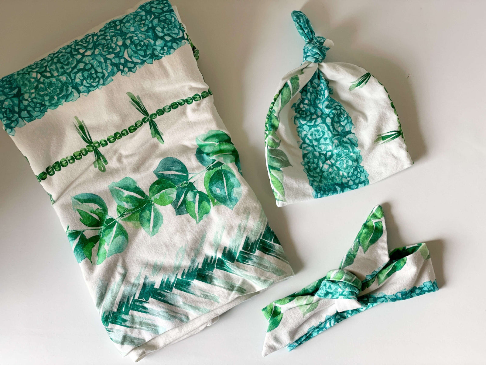 Pop-Up Mākeke - The Keiki Department - Aloha Baby Gift Set - Lei Omaomao