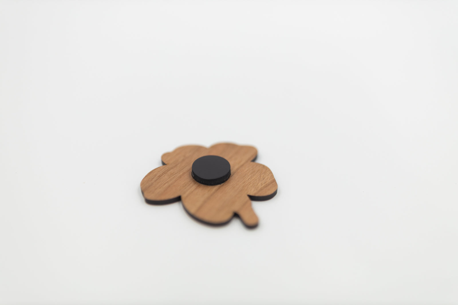 Hawaiian Flower Magnet - Puakenikeni