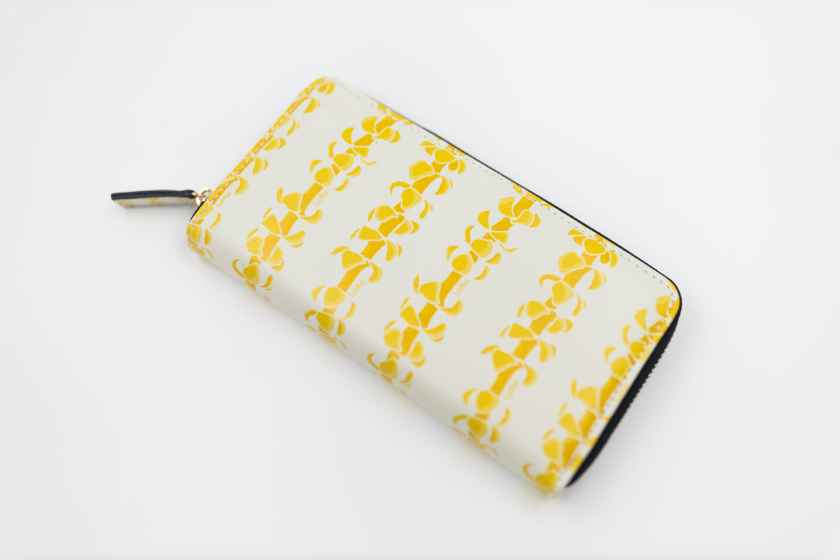 Puakenikeni Lei Wallet