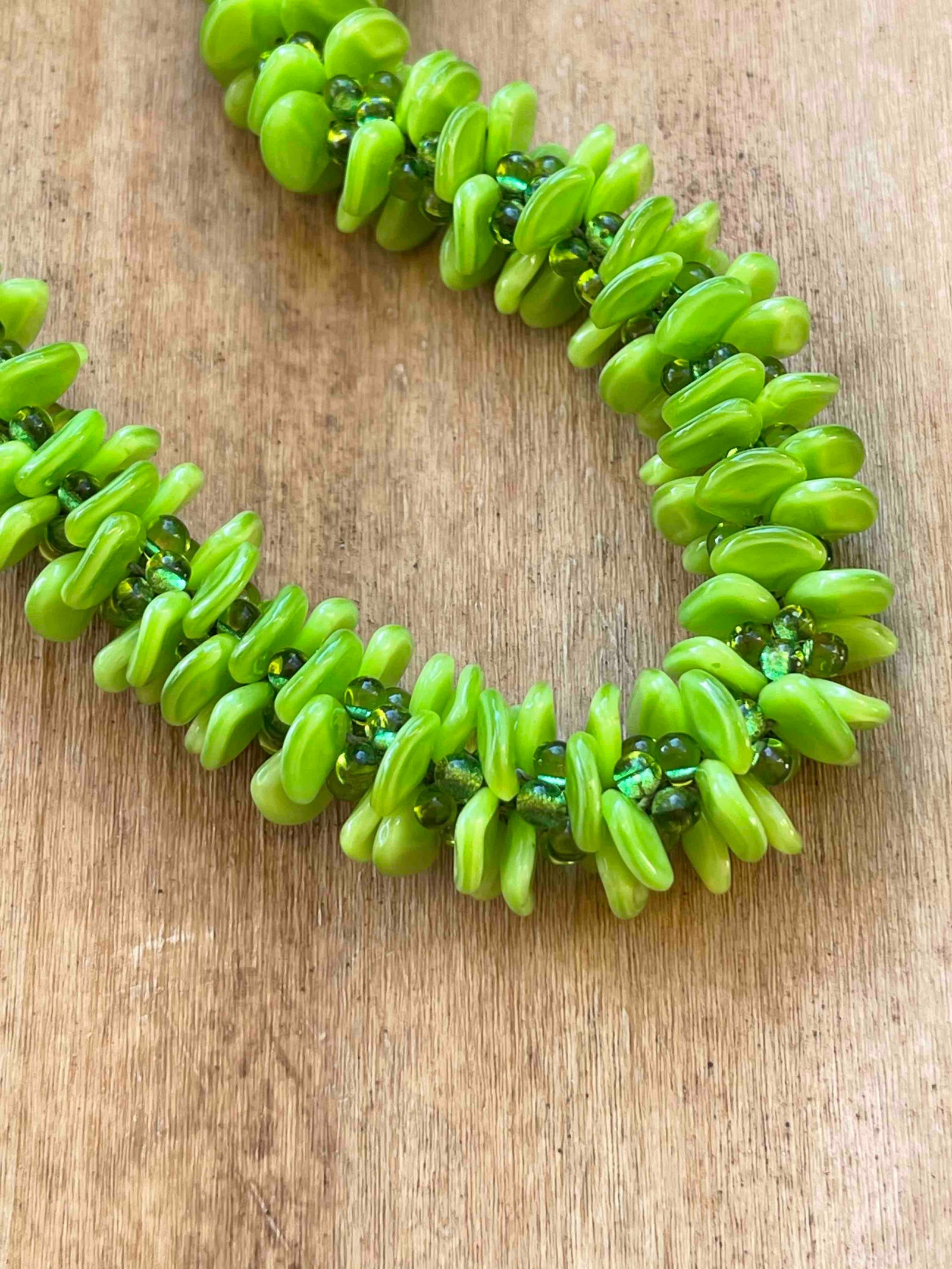 Pop-Up Mākeke - Akalei Designs - Bright Green Orchid Lei - Close Up