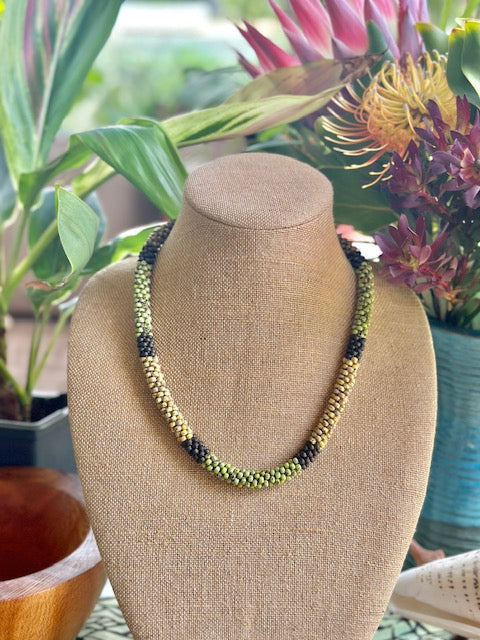 Pop-Up Mākeke - Akalei Designs - Chartreuse Green, Yellow, Brown Picasso Island Style Necklace - Front View - Close Up