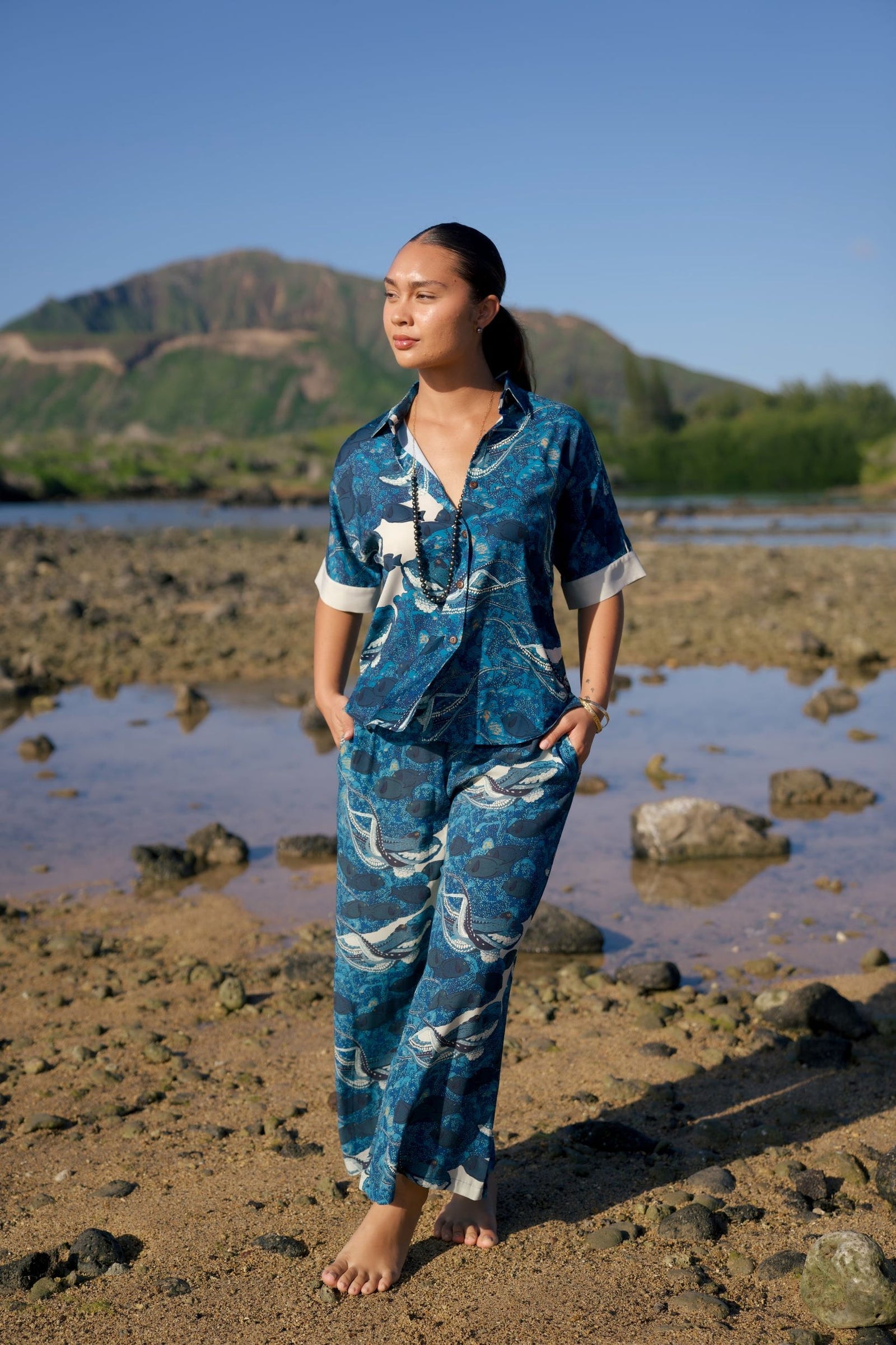 Pop-Up Mākeke - David Shepard Hawaii - Hidden He‘e Palazzo Pants - Side View