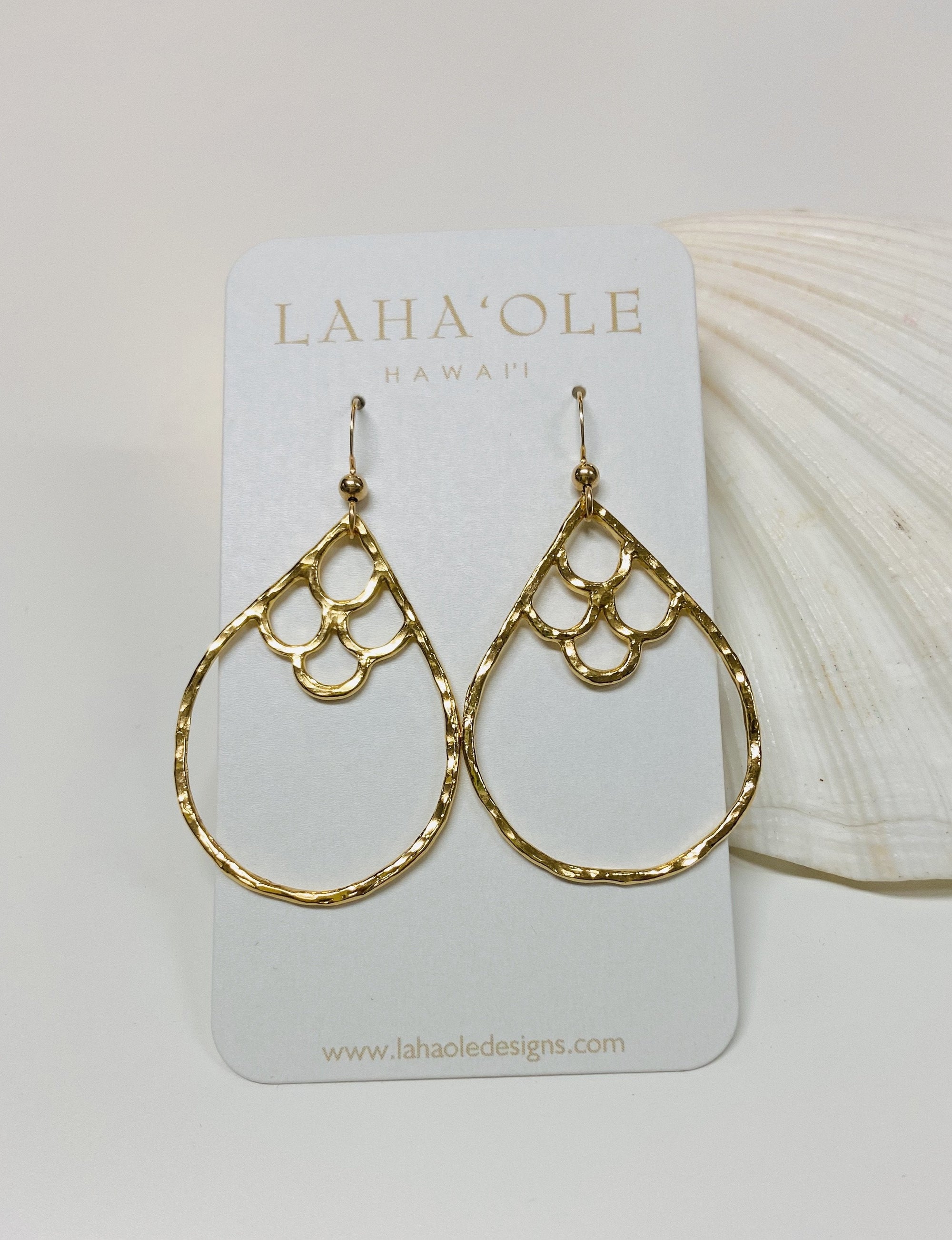 Pop-Up Mākeke - Laha'ole Designs - Kai Nalu 'Elua 14k Vermeil Earrings - Medium - Front View