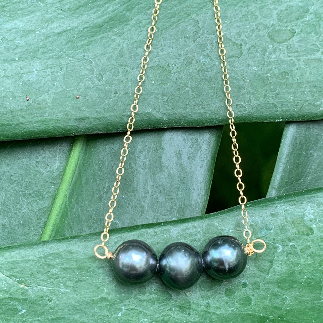 Pop-Up Mākeke - Debby Sato Designs - &#39;Ekolu Tahitian Pearl Bar Gold Fill Necklace