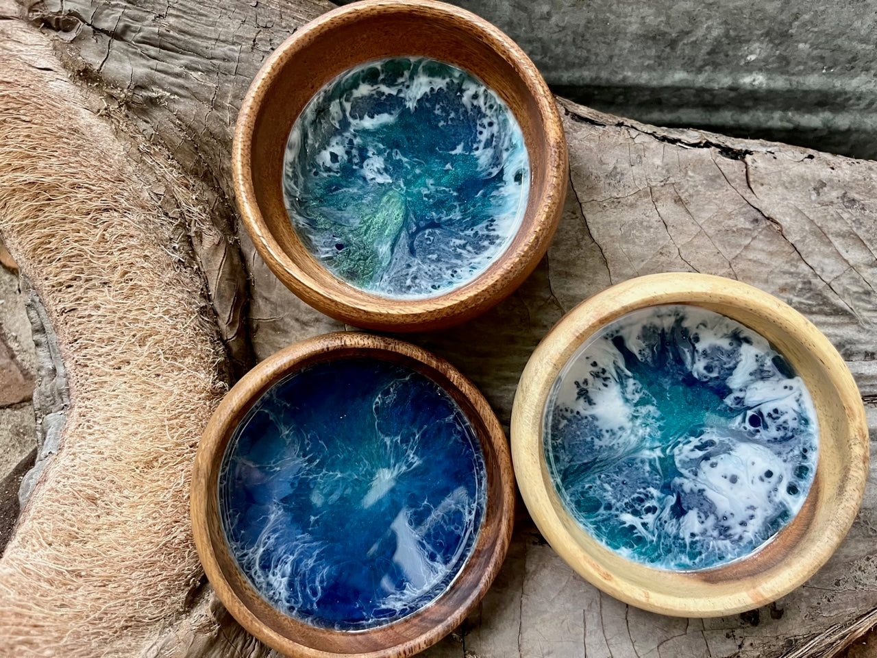 Pop-Up Mākeke - Flattery Designs - Ocean Resin 4 Inch Acacia Wood Bowl