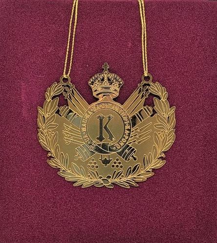 Pop-Up Mākeke - Friends of Iolani Palace - 2019 Iolani Palace Ornament Kalakaua Cap Badge