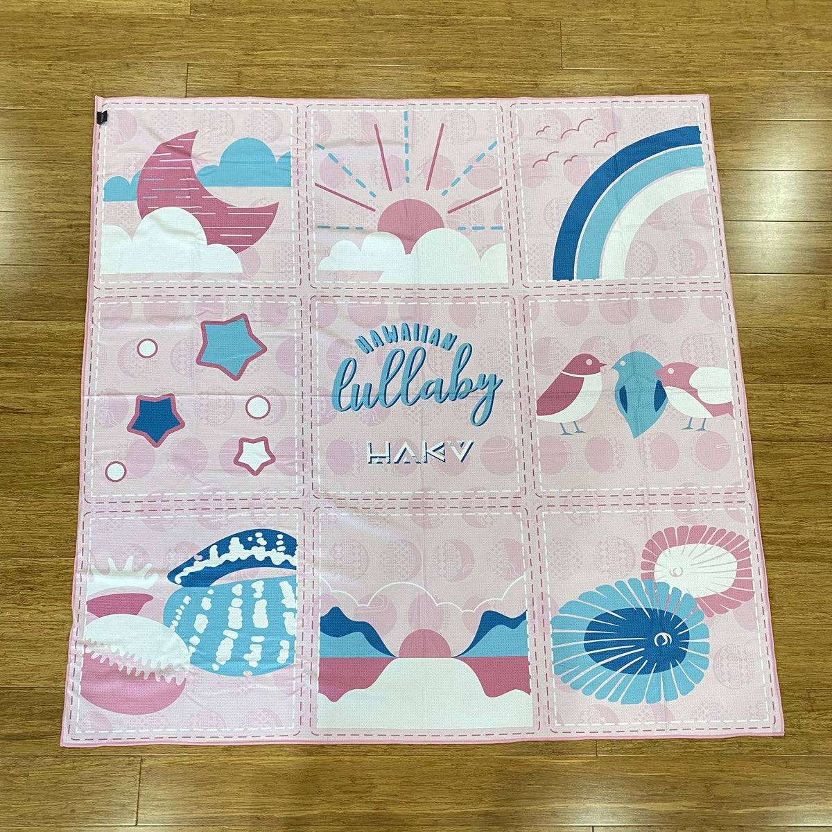 Pop-Up Mākeke - Haku Collective - Hawaiian Lullaby Beach Blanket Set