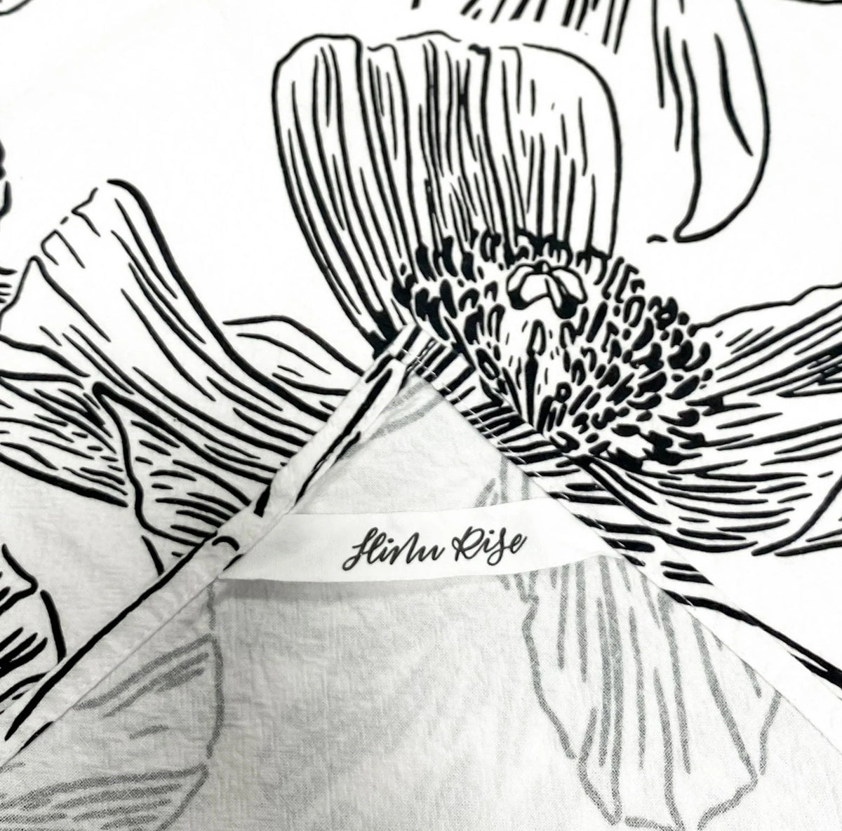Pop-Up Mākeke - Hinu Rise - Multipurpose Tea Towel - Pua Kala in Black & White - Close Up