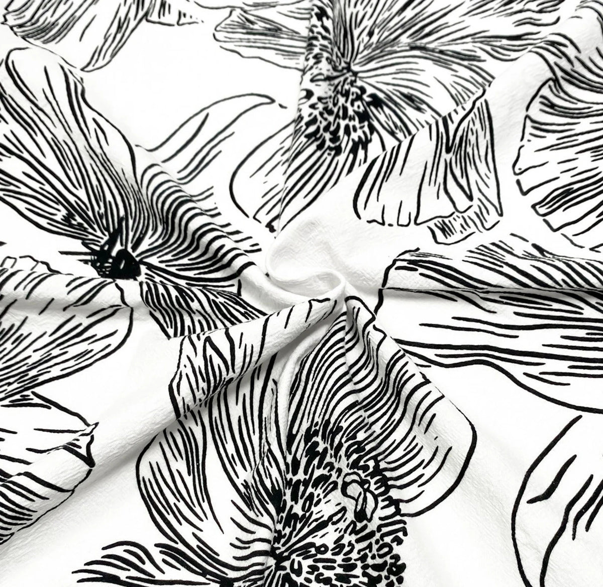 Pop-Up Mākeke - Hinu Rise - Multipurpose Tea Towel - Pua Kala in Black & White - Close Up