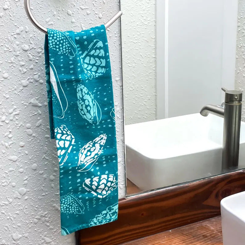 Multipurpose Tea Towel - Turquoise Shells