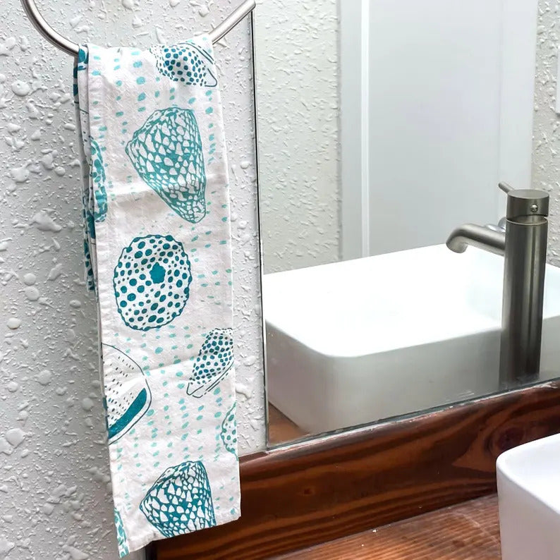 Multipurpose Tea Towel - White Shells
