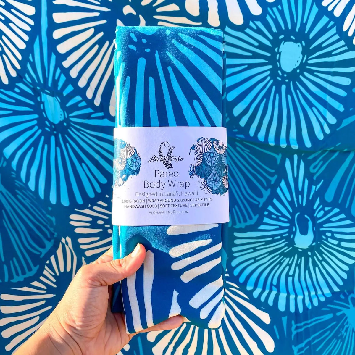 Pop-Up Mākeke - Hinu Rise - Blue Opihi Pareo - Folded