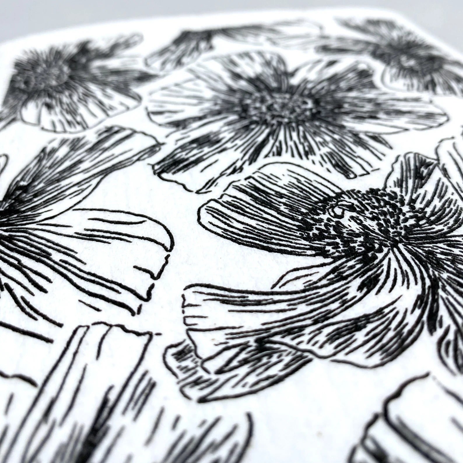 Pop-Up Mākeke - Hinu Rise - Swedish Dishcloth - Pua Kala in Black & White - Close Up