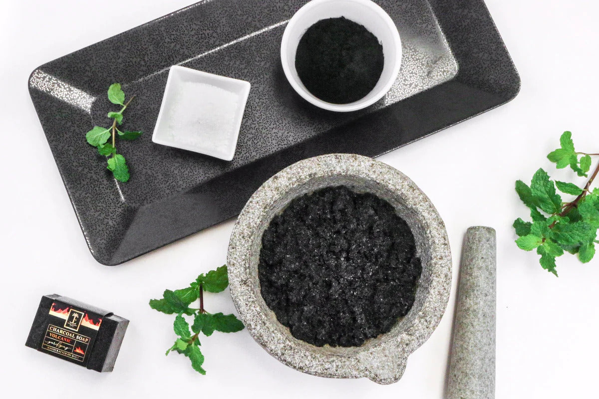 Pop-Up Mākeke - Island Essence - Volcanic Charcoal Skincare Kit - Charcoal