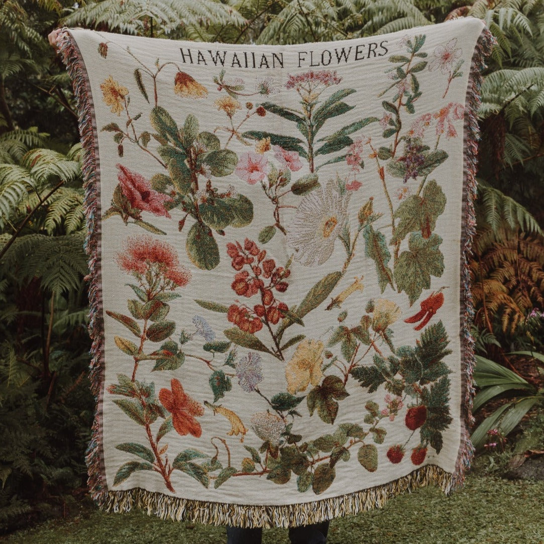 Pop-Up Mākeke - Laulima Hawai&#39;i - Hawaiian Flowers Cotton Woven Blanket