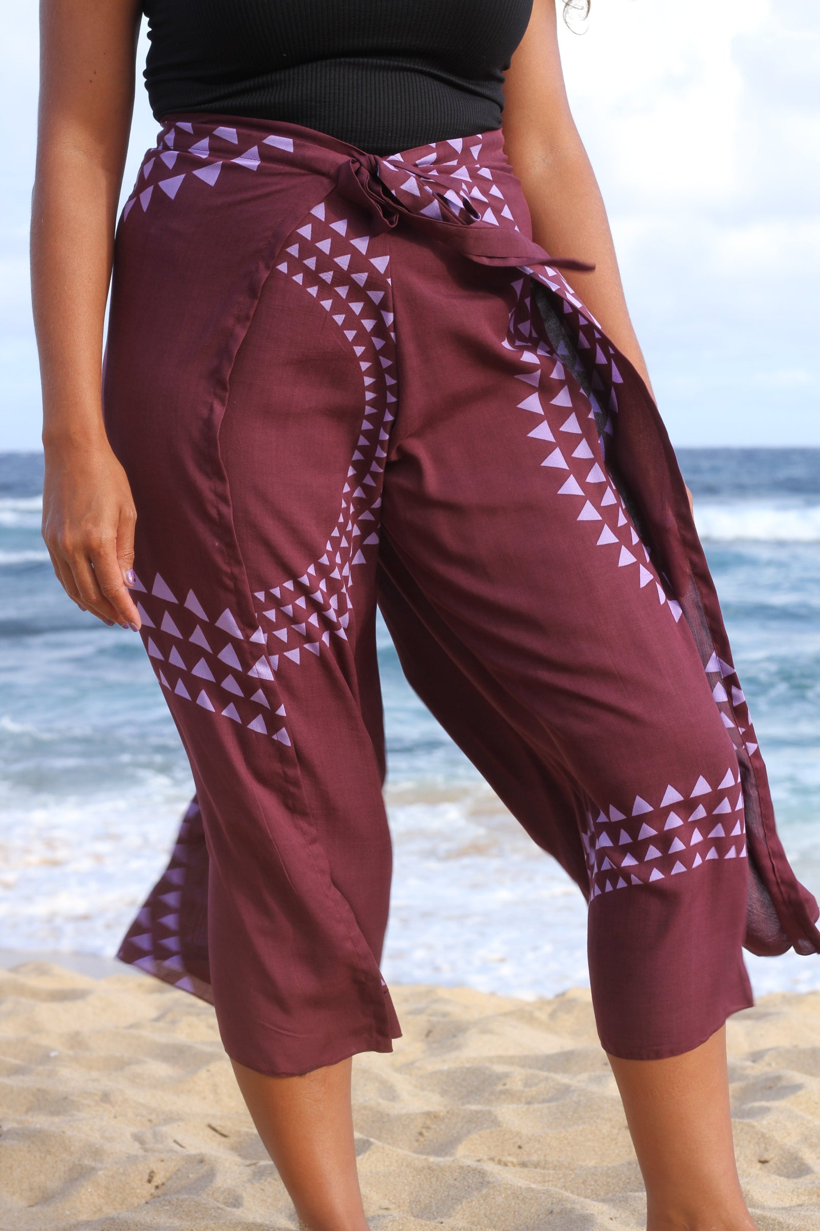 Pop-Up Mākeke - Lotus & Lime - Ikigai Wrap Pants in Mauna - Plum & Lavender