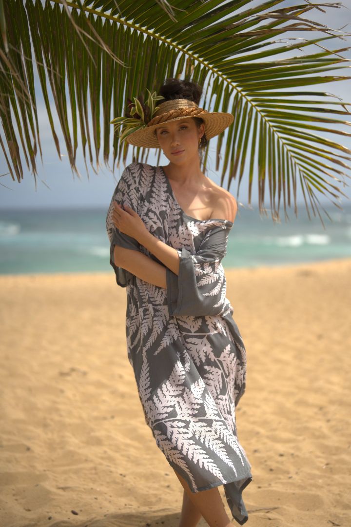 Pop-Up Mākeke - Lotus &amp; Lime - U’i Kaftan Shift Dress - Palapalai in Grey &amp; White