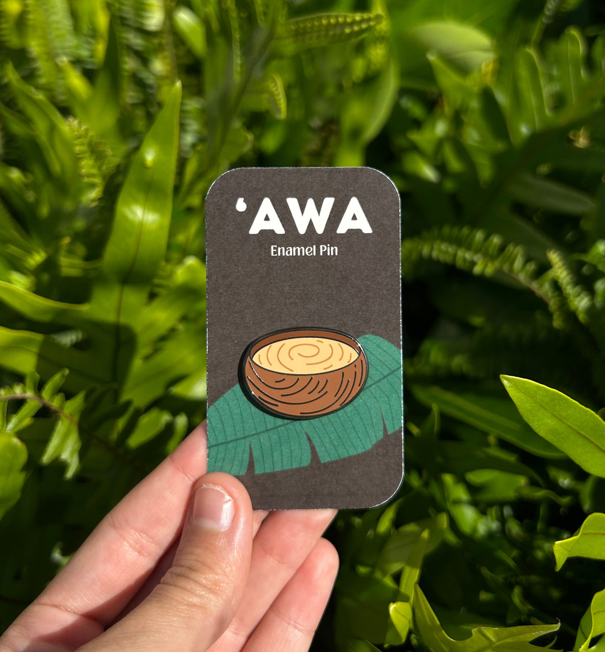 Pop-Up Mākeke - Mahea Leah - ‘Awa Enamel Pin