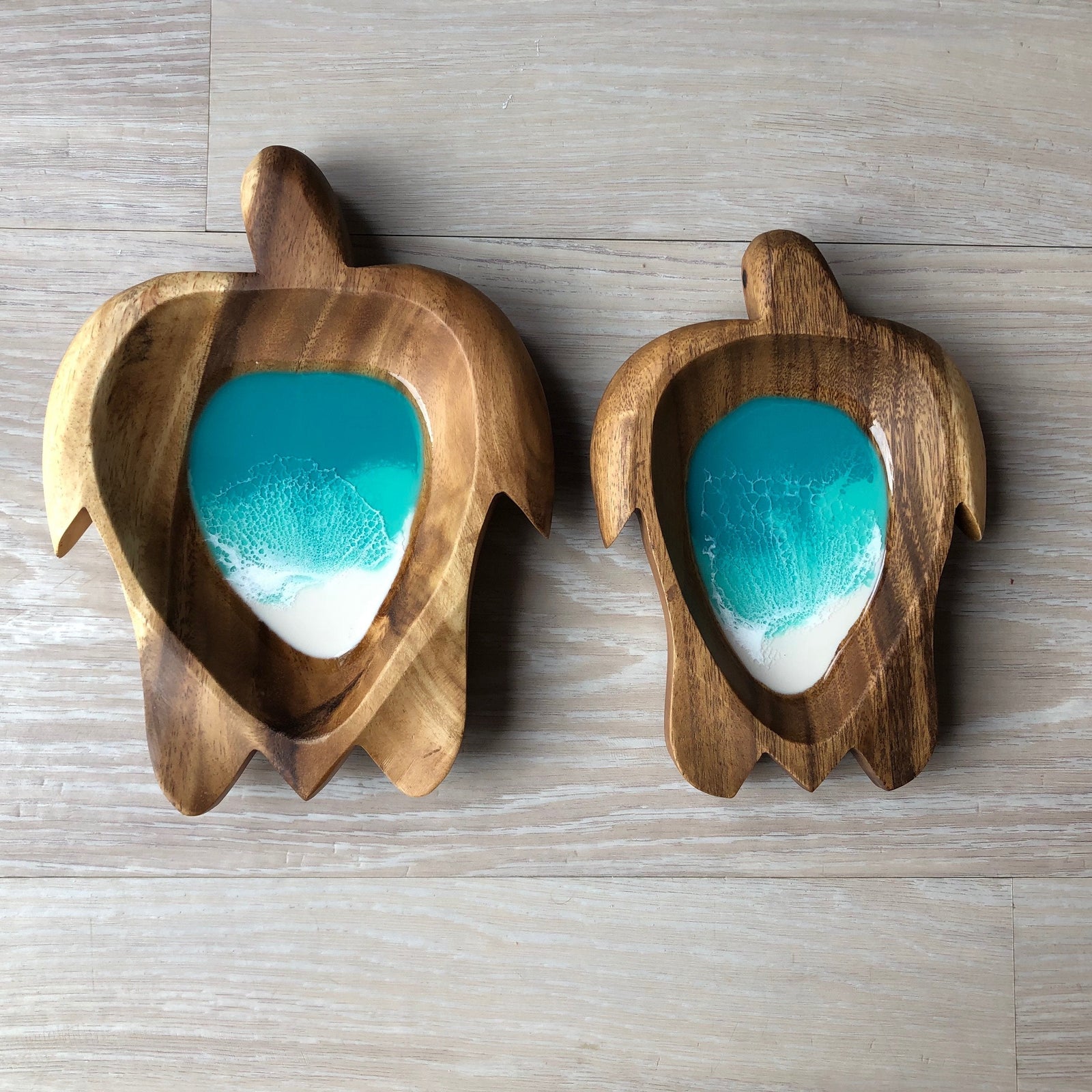 Pop-Up Mākeke - Marr Artworks - Turtle Resin Wood Bowl - Aqua