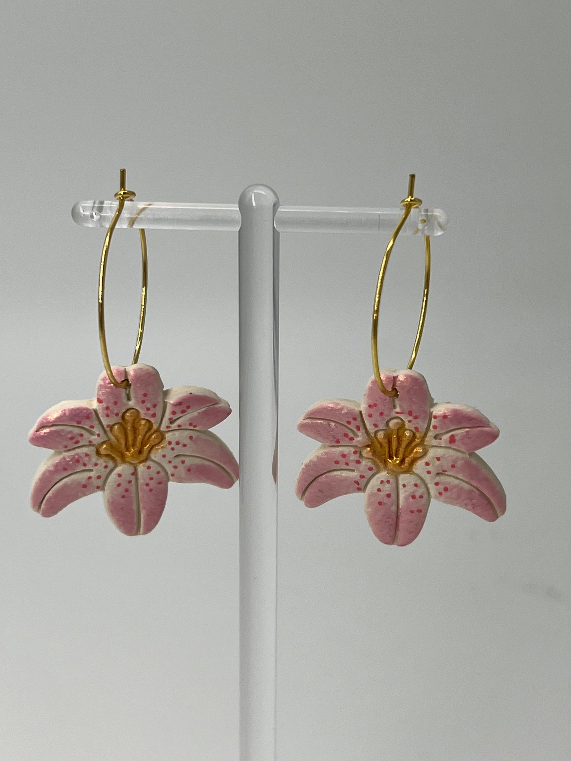 Resin Lily Earrings - Pink Dot