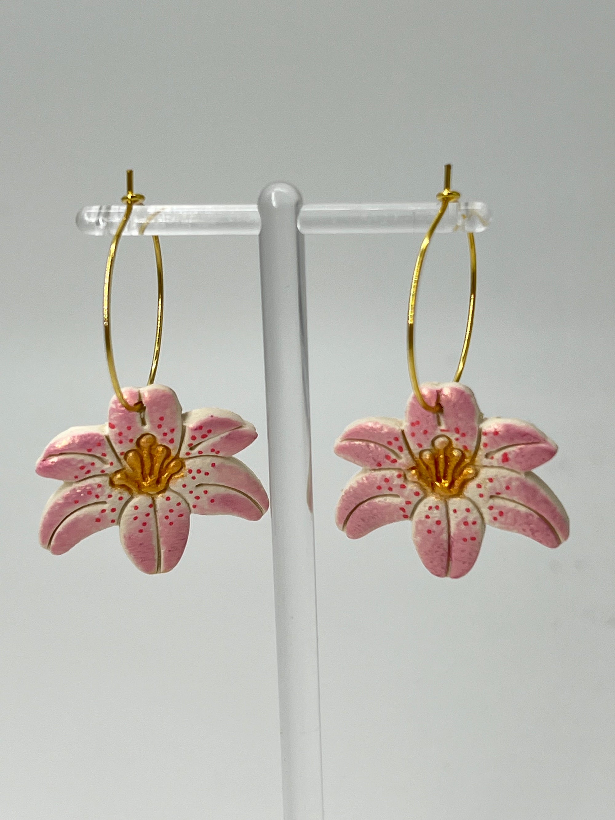 Resin Lily Earrings - Pink Dot