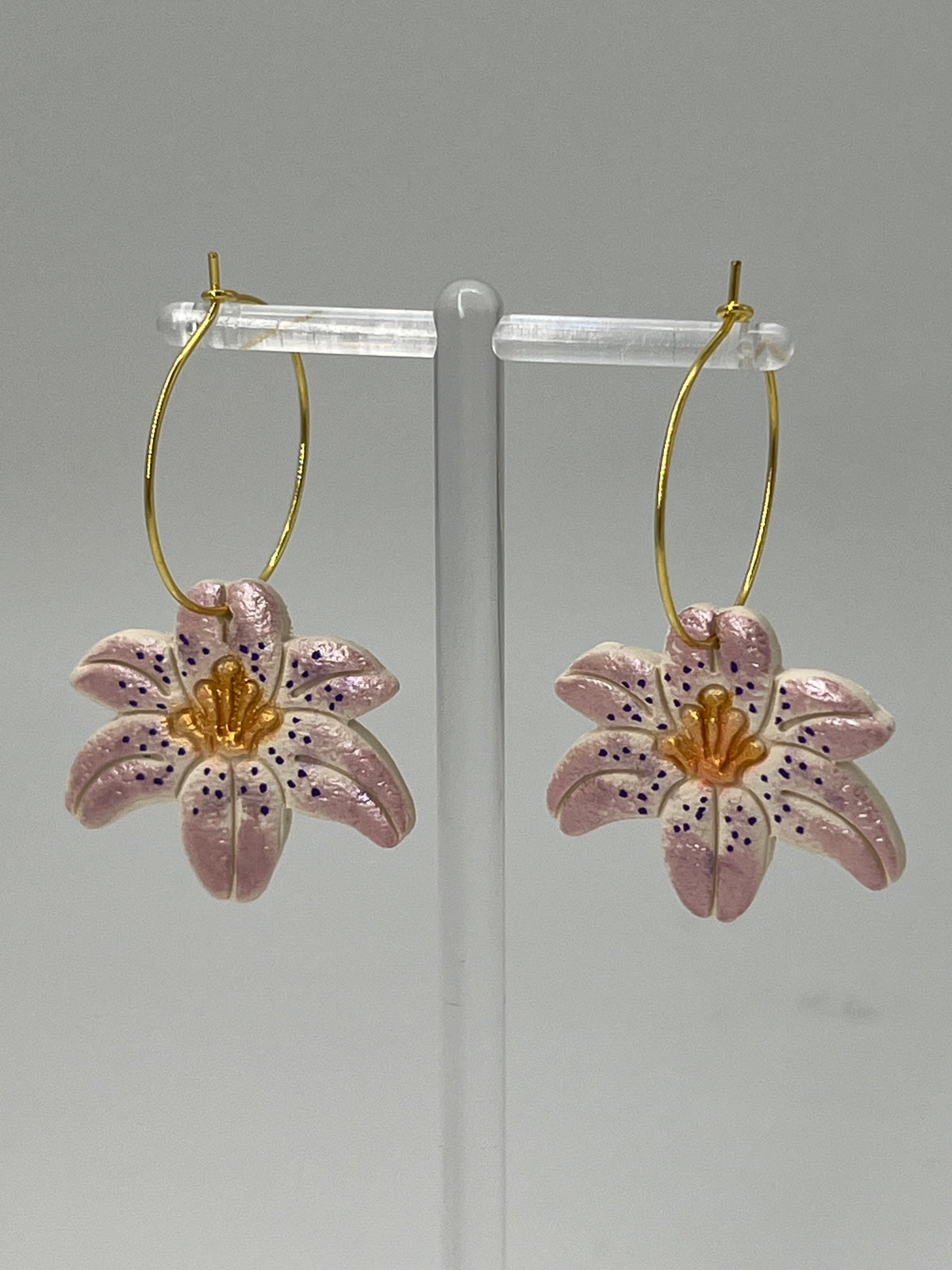 Resin Lily Earrings - Pink &amp; Blue Dot