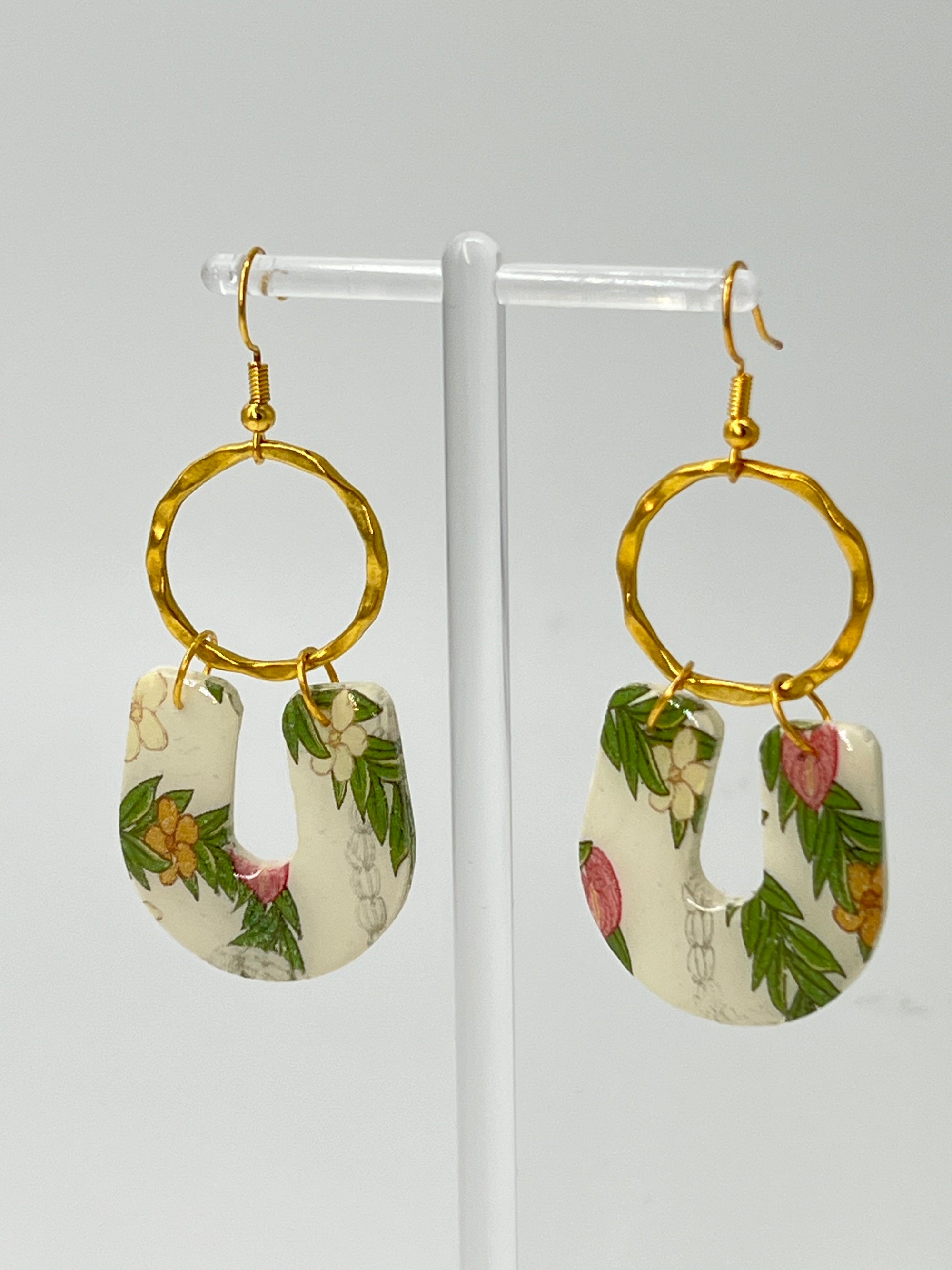 U-Shaped Flower Lei Earrings