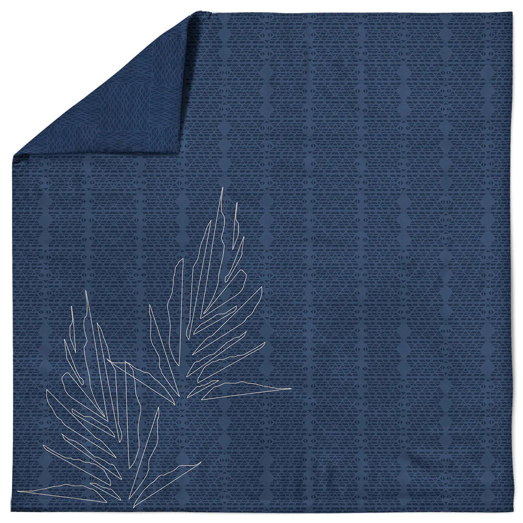 Pop-Up Mākeke - Noho Home - Hōʻolu Hiamoe Comforter