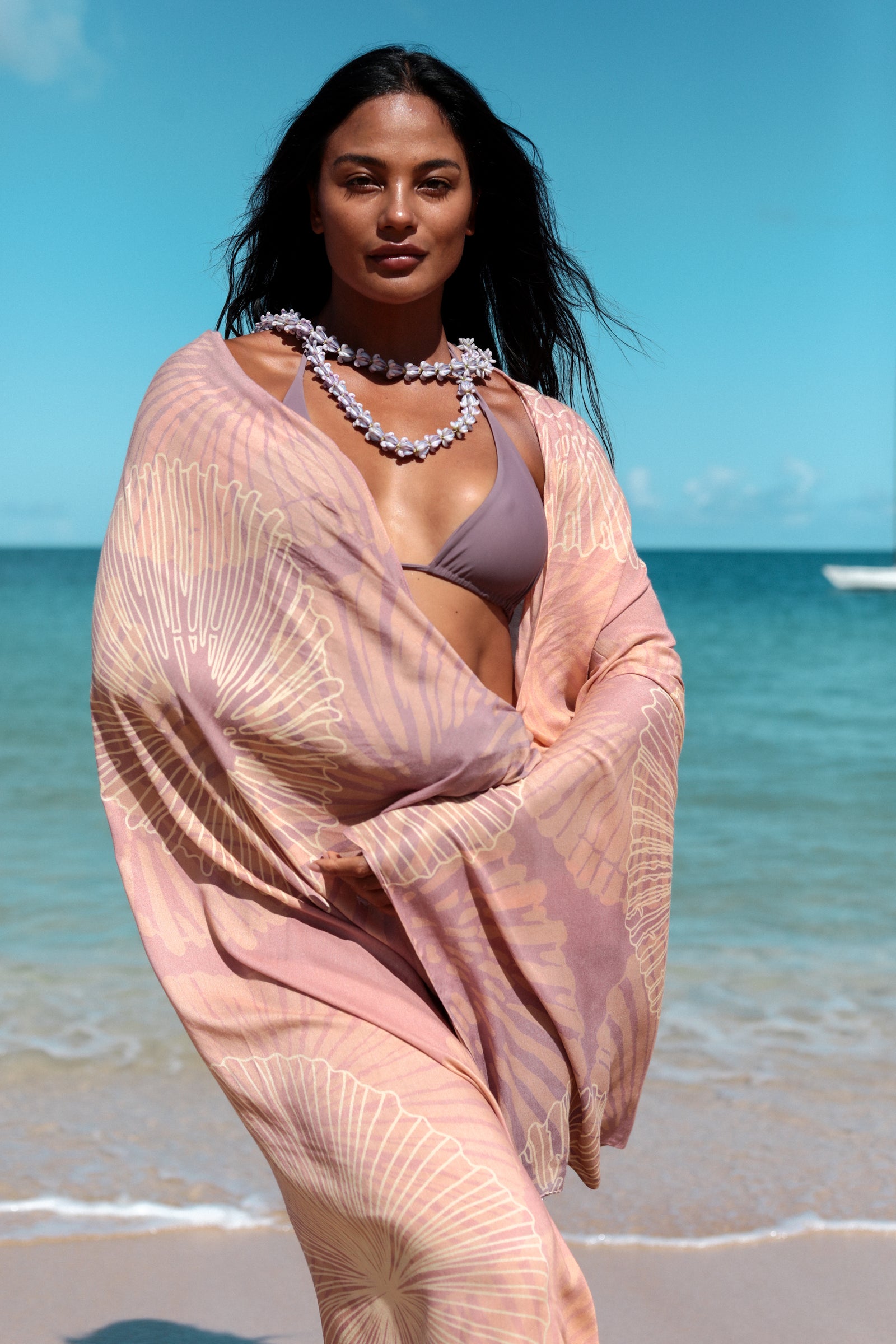 Pop-Up Mākeke - Tag Aloha - Opihi - Shawl Use