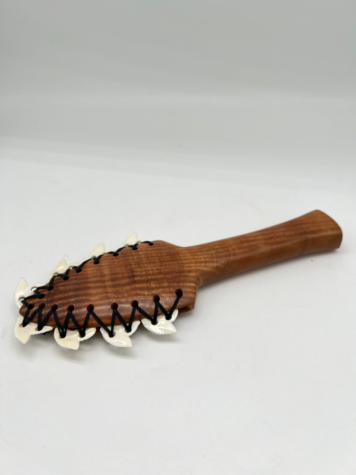 Small Lei O Mano - 8 Tiger Shark Teeth