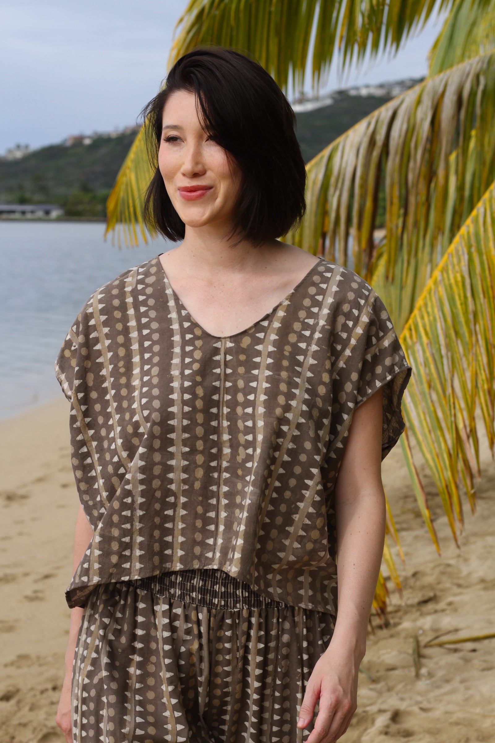 Women's Zen Top - Tapa in Brown & Taupe