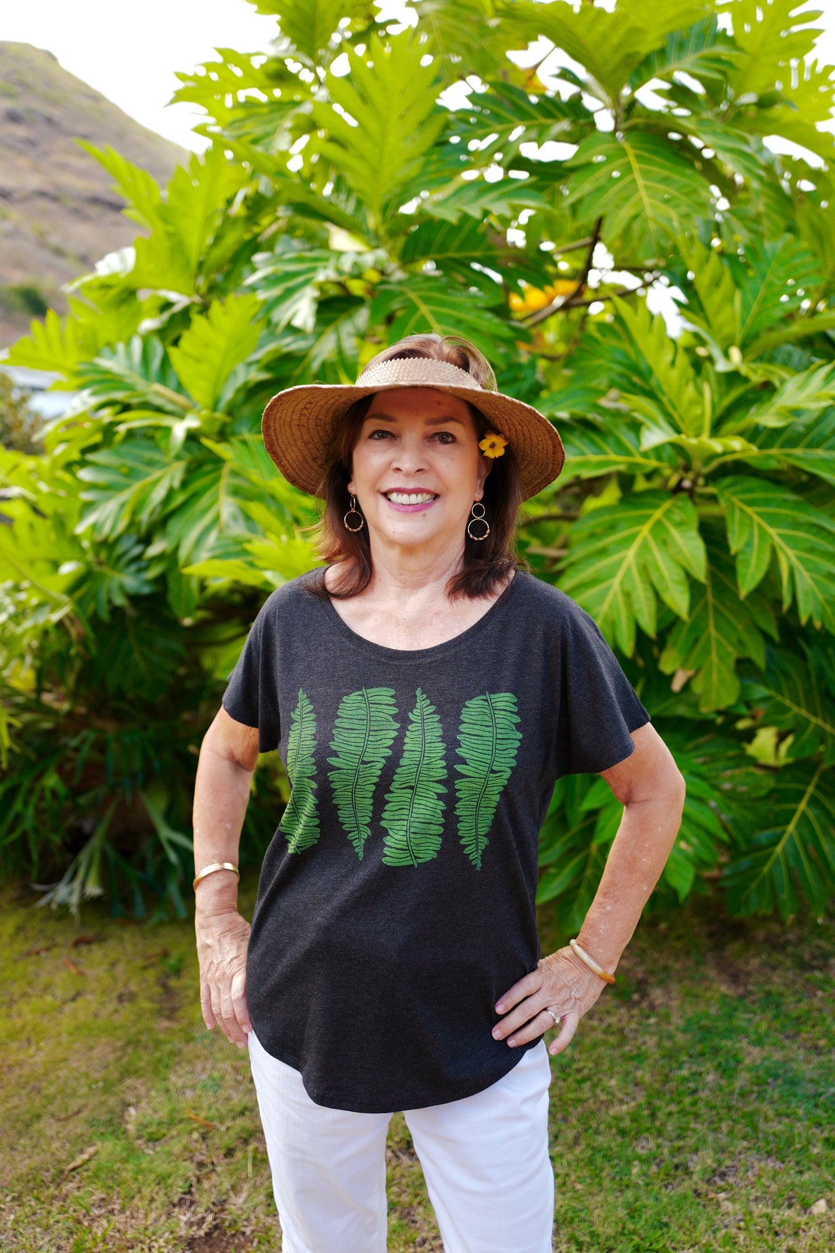 Block Print Kupukupu Fern on Wāhine T-Shirt