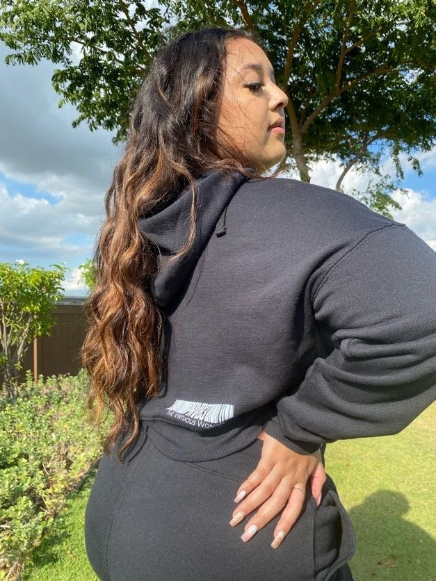 Cropped Top Sweater & Shorts Set - Black