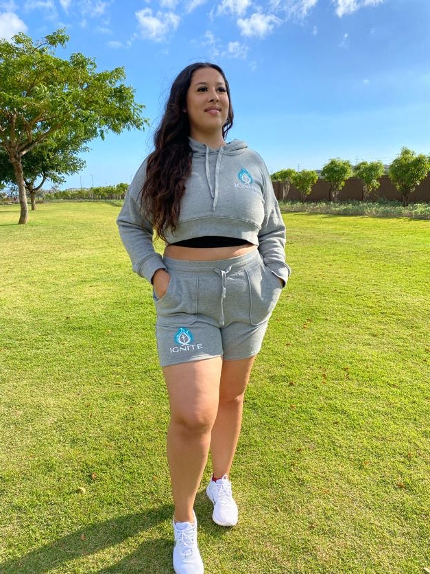 Cropped Top Sweater & Shorts Set - Feather Gray