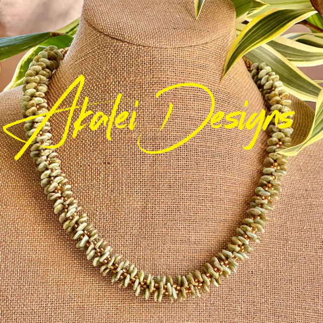 Picasso Green & Gold Picasso Rose Petal Orchid Lei Necklace