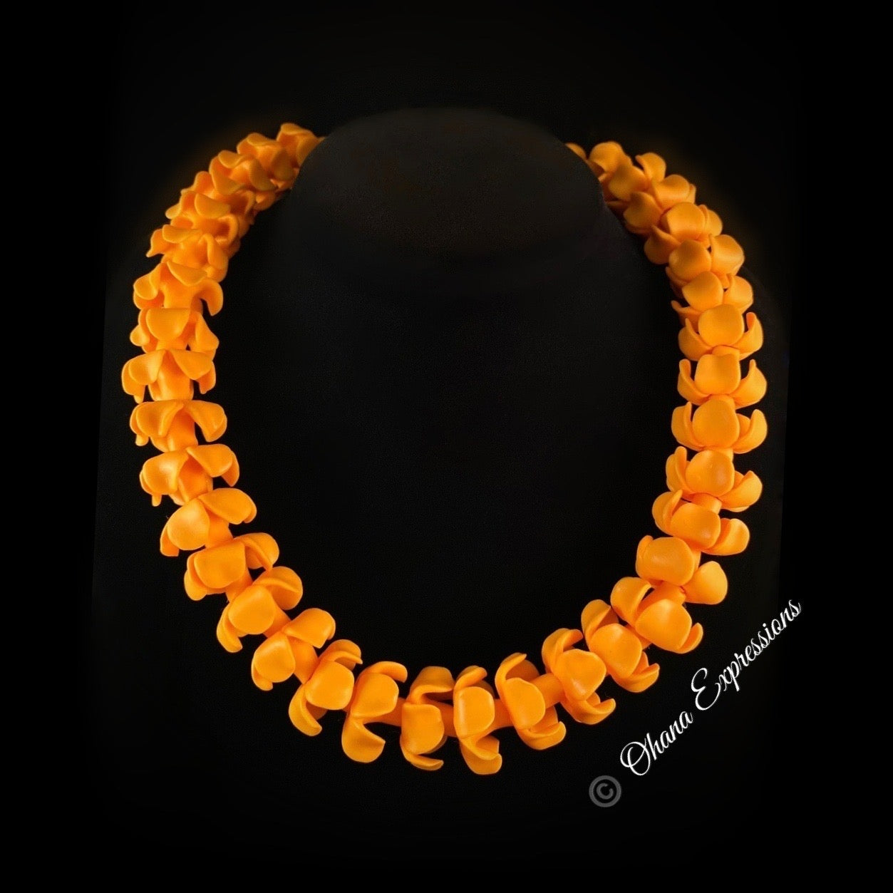 Pop-Up Mākeke - Ohana Expressions - 3rd Day Puakenikeni Lei - 20" - Orange - Front View