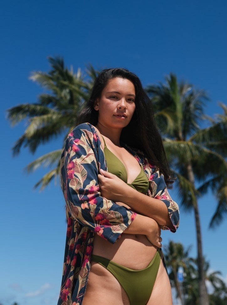 Pop-Up Mākeke - David Shepard Hawaii - ‘A‘ali‘i Navy Blue Cover Up - In Use