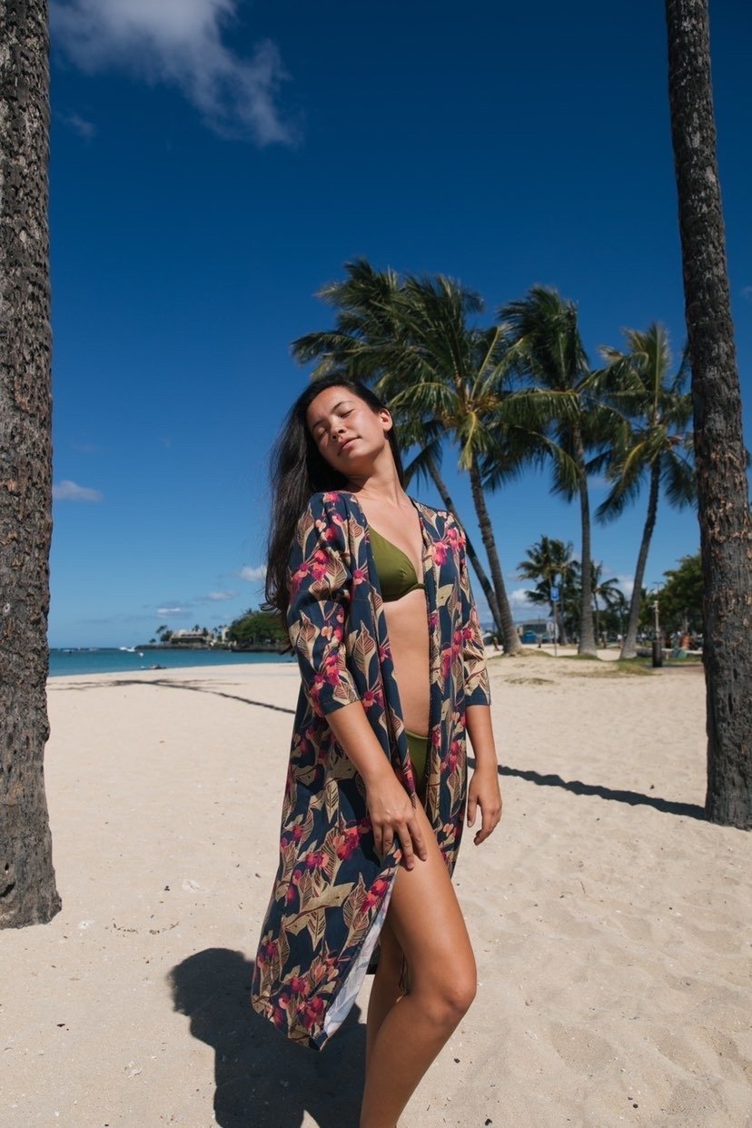 Pop-Up Mākeke - David Shepard Hawaii - ‘A‘ali‘i Navy Blue Cover Up - In Use