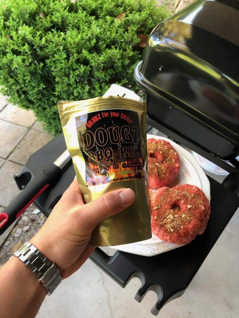 Pop-Up Mākeke- Dougz BBQ Rub - In Use - Burgers